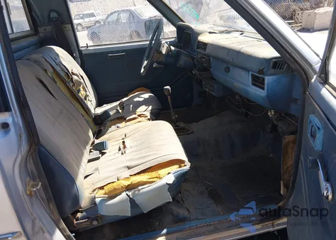 1984 Datsun 720 Standard Bed from USA, damaged, VIN JN6ND01S2EX289565